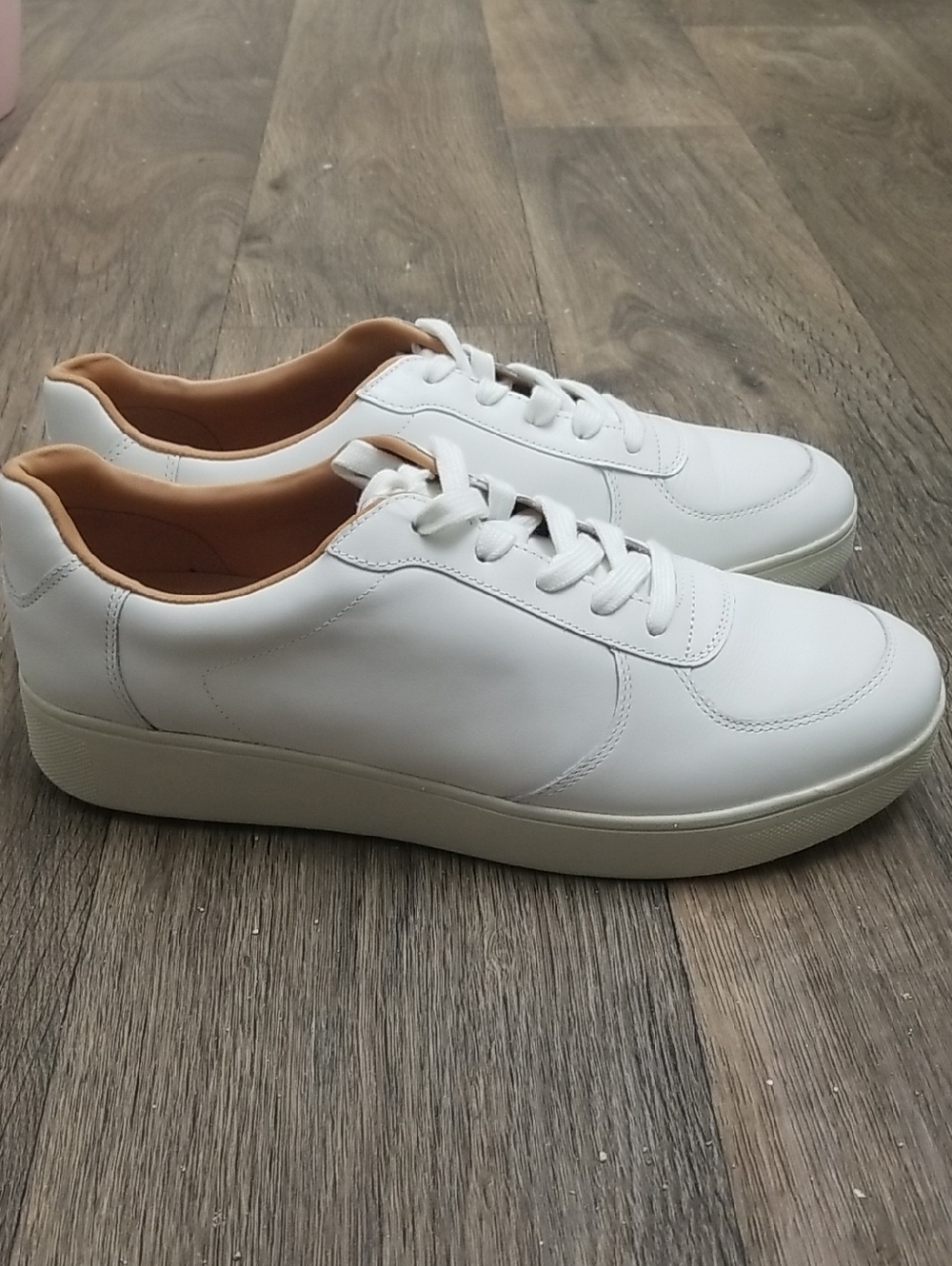 NEW! Fitflop Rally Leather White Sneakers with Tan Interior Trim